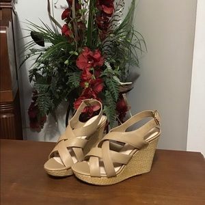 Jessica Simpson Tan Wedge Platform Shoes